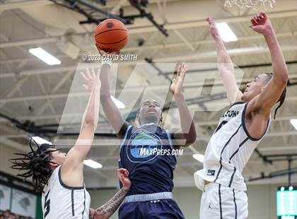 Thumbnail 1 in Oak Park @ Staley (MSHSAA Class 6 District 8 Championship) photogallery.