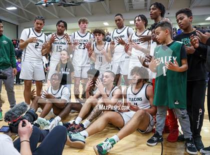 Thumbnail 2 in Oak Park @ Staley (MSHSAA Class 6 District 8 Championship) photogallery.