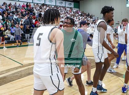 Thumbnail 3 in Oak Park @ Staley (MSHSAA Class 6 District 8 Championship) photogallery.