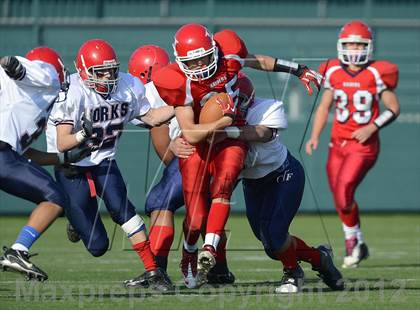 Thumbnail 2 in Chenango Forks vs. Hornell (NYSPHSAA Class C Semifinal) photogallery.