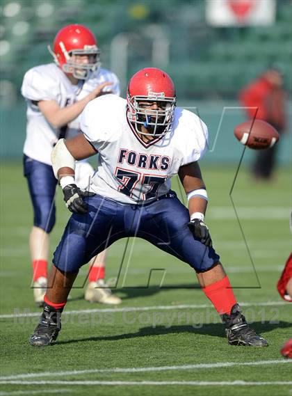Thumbnail 1 in Chenango Forks vs. Hornell (NYSPHSAA Class C Semifinal) photogallery.