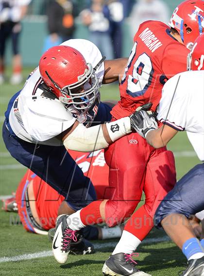 Thumbnail 1 in Chenango Forks vs. Hornell (NYSPHSAA Class C Semifinal) photogallery.