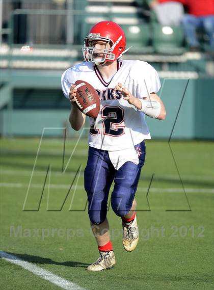 Thumbnail 2 in Chenango Forks vs. Hornell (NYSPHSAA Class C Semifinal) photogallery.