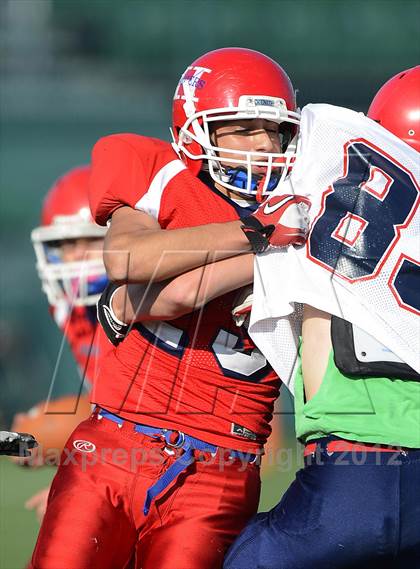 Thumbnail 1 in Chenango Forks vs. Hornell (NYSPHSAA Class C Semifinal) photogallery.