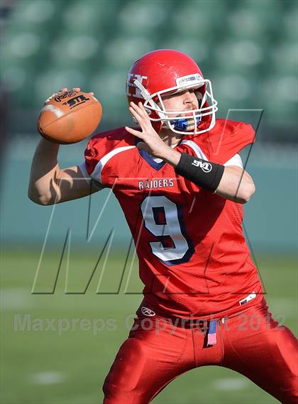 Thumbnail 3 in Chenango Forks vs. Hornell (NYSPHSAA Class C Semifinal) photogallery.