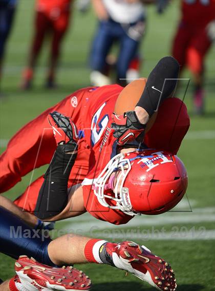Thumbnail 2 in Chenango Forks vs. Hornell (NYSPHSAA Class C Semifinal) photogallery.