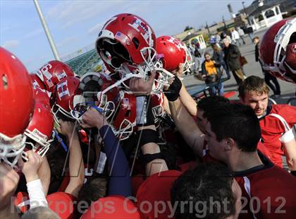 Thumbnail 2 in Chenango Forks vs. Hornell (NYSPHSAA Class C Semifinal) photogallery.