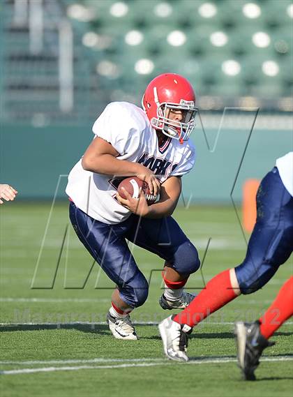 Thumbnail 3 in Chenango Forks vs. Hornell (NYSPHSAA Class C Semifinal) photogallery.