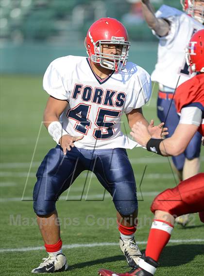 Thumbnail 1 in Chenango Forks vs. Hornell (NYSPHSAA Class C Semifinal) photogallery.