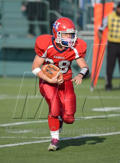 Thumbnail 2 in Chenango Forks vs. Hornell (NYSPHSAA Class C Semifinal) photogallery.