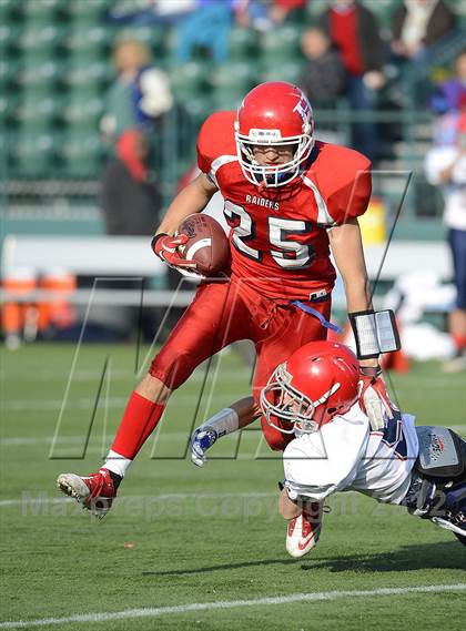 Thumbnail 3 in Chenango Forks vs. Hornell (NYSPHSAA Class C Semifinal) photogallery.