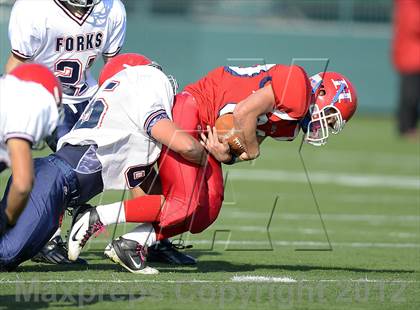 Thumbnail 3 in Chenango Forks vs. Hornell (NYSPHSAA Class C Semifinal) photogallery.