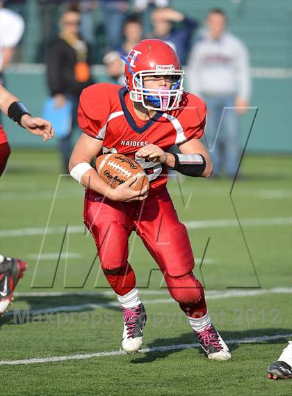 Thumbnail 1 in Chenango Forks vs. Hornell (NYSPHSAA Class C Semifinal) photogallery.