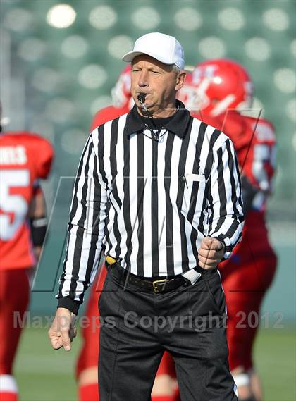Thumbnail 2 in Chenango Forks vs. Hornell (NYSPHSAA Class C Semifinal) photogallery.