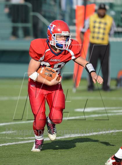 Thumbnail 3 in Chenango Forks vs. Hornell (NYSPHSAA Class C Semifinal) photogallery.