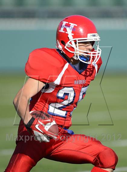Thumbnail 1 in Chenango Forks vs. Hornell (NYSPHSAA Class C Semifinal) photogallery.