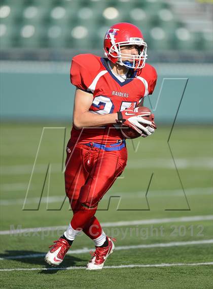Thumbnail 2 in Chenango Forks vs. Hornell (NYSPHSAA Class C Semifinal) photogallery.