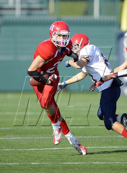 Thumbnail 1 in Chenango Forks vs. Hornell (NYSPHSAA Class C Semifinal) photogallery.