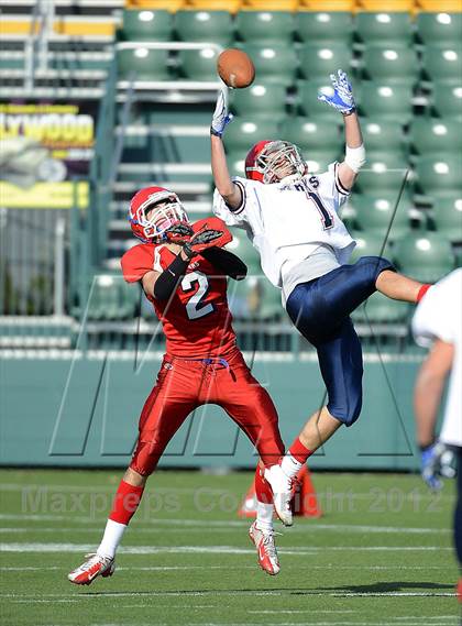 Thumbnail 3 in Chenango Forks vs. Hornell (NYSPHSAA Class C Semifinal) photogallery.