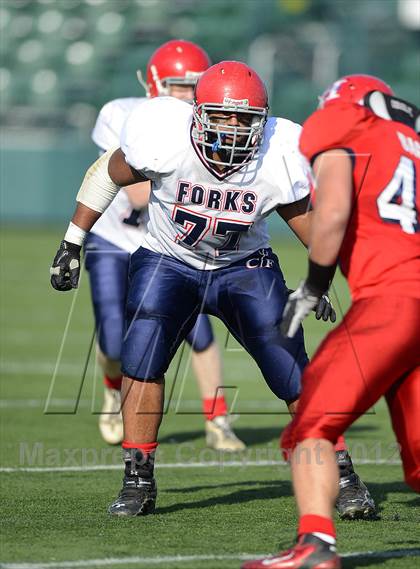 Thumbnail 3 in Chenango Forks vs. Hornell (NYSPHSAA Class C Semifinal) photogallery.
