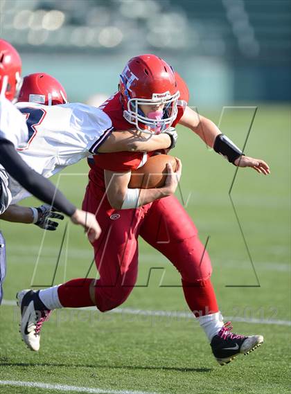 Thumbnail 1 in Chenango Forks vs. Hornell (NYSPHSAA Class C Semifinal) photogallery.