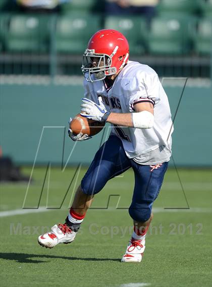 Thumbnail 3 in Chenango Forks vs. Hornell (NYSPHSAA Class C Semifinal) photogallery.