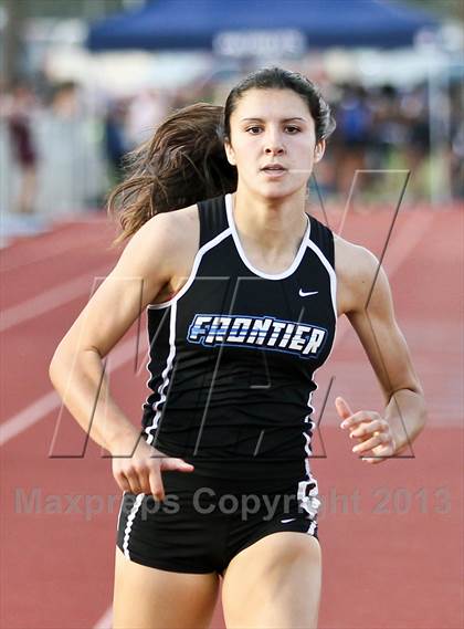 Thumbnail 1 in South West Yosemite League Meet #1 (400m Dash) photogallery.