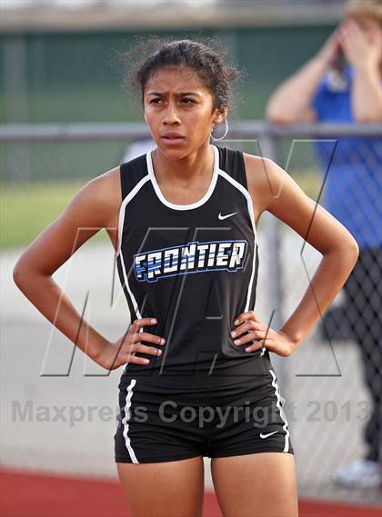 Thumbnail 3 in South West Yosemite League Meet #1 (400m Dash) photogallery.