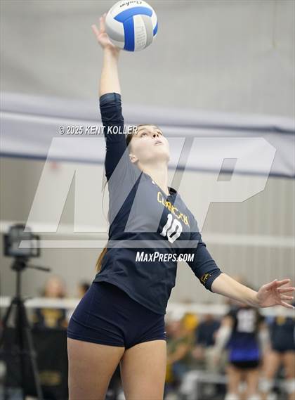 Thumbnail 2 in Franklin vs. Clarkston (Motor City Power Series) photogallery.