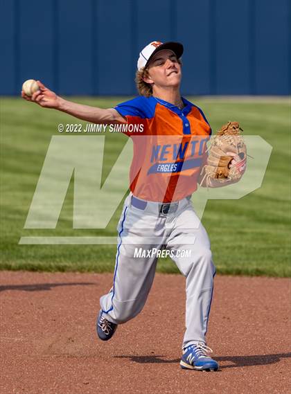 Thumbnail 3 in Father McGivney Catholic vs. Newton photogallery.