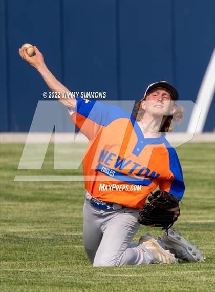 Thumbnail 3 in Father McGivney Catholic vs. Newton photogallery.