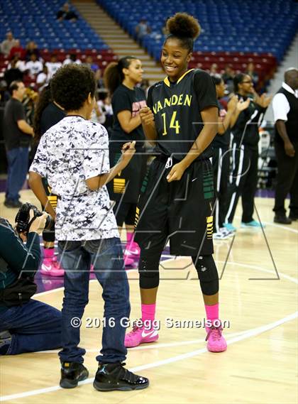Thumbnail 3 in Antelope vs Vanden (CIF SJS D2 Final) photogallery.