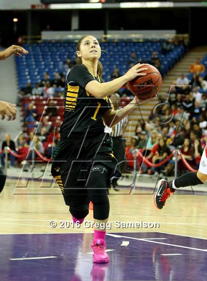 Thumbnail 2 in Antelope vs Vanden (CIF SJS D2 Final) photogallery.