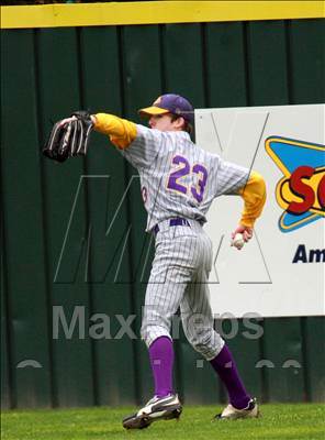 Thumbnail 2 in Smyrna vs Columbia Central photogallery.