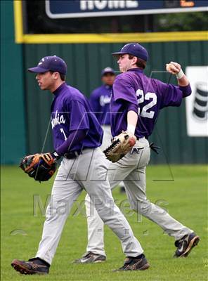 Thumbnail 3 in Smyrna vs Columbia Central photogallery.