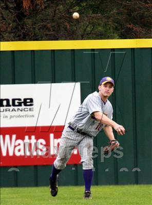Thumbnail 2 in Smyrna vs Columbia Central photogallery.