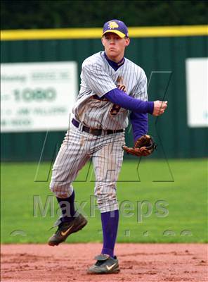 Thumbnail 3 in Smyrna vs Columbia Central photogallery.