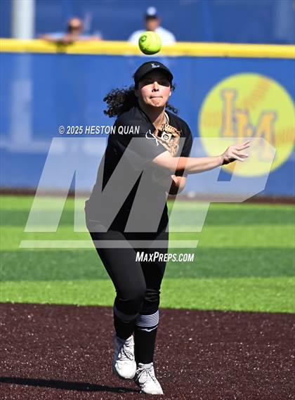 Thumbnail 2 in La Mirada vs. California (La Mirada Classic) photogallery.