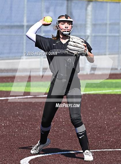 Thumbnail 2 in La Mirada vs. California (La Mirada Classic) photogallery.