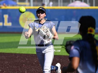 Thumbnail 2 in La Mirada vs. California (La Mirada Classic) photogallery.
