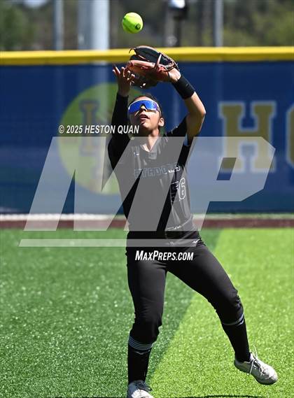 Thumbnail 3 in La Mirada vs. California (La Mirada Classic) photogallery.