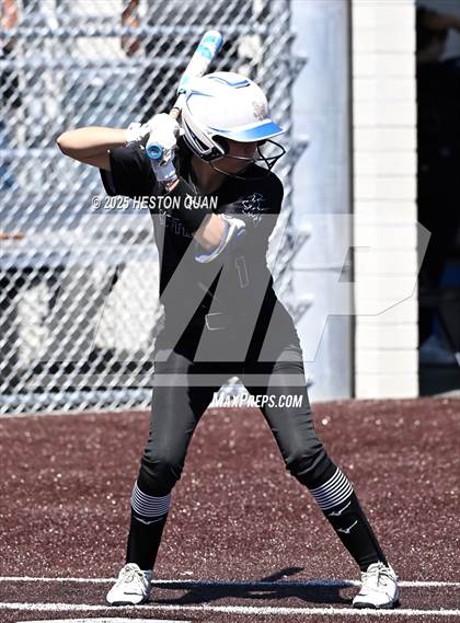 Thumbnail 2 in La Mirada vs. California (La Mirada Classic) photogallery.