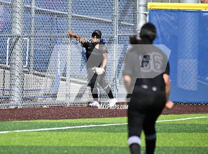 Thumbnail 3 in La Mirada vs. California (La Mirada Classic) photogallery.