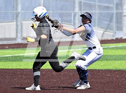 Thumbnail 3 in La Mirada vs. California (La Mirada Classic) photogallery.