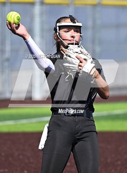 Thumbnail 2 in La Mirada vs. California (La Mirada Classic) photogallery.