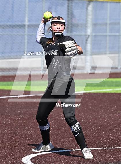 Thumbnail 1 in La Mirada vs. California (La Mirada Classic) photogallery.