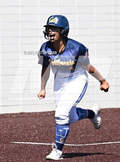 Thumbnail 1 in La Mirada vs. California (La Mirada Classic) photogallery.