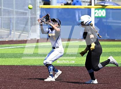 Thumbnail 3 in La Mirada vs. California (La Mirada Classic) photogallery.