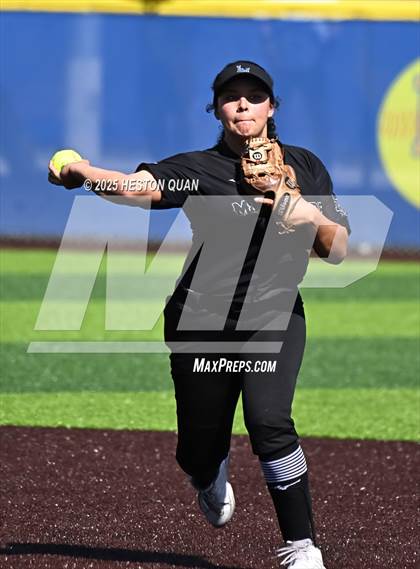 Thumbnail 3 in La Mirada vs. California (La Mirada Classic) photogallery.