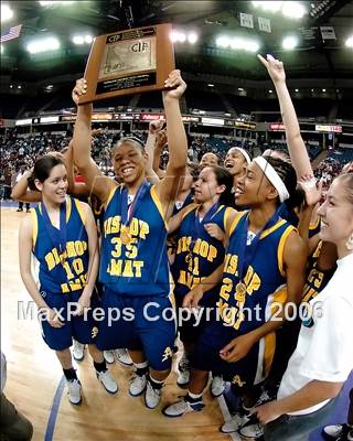 Thumbnail 1 in Bishop Amat vs. Sacramento (CIF State D3 Final) photogallery.